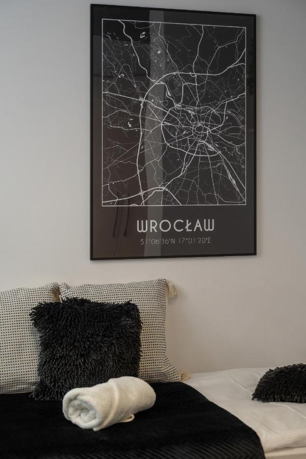 Trendy Studios With Home Office Near Wroclaw Main Station By Noclegi Renters Zewnętrze zdjęcie