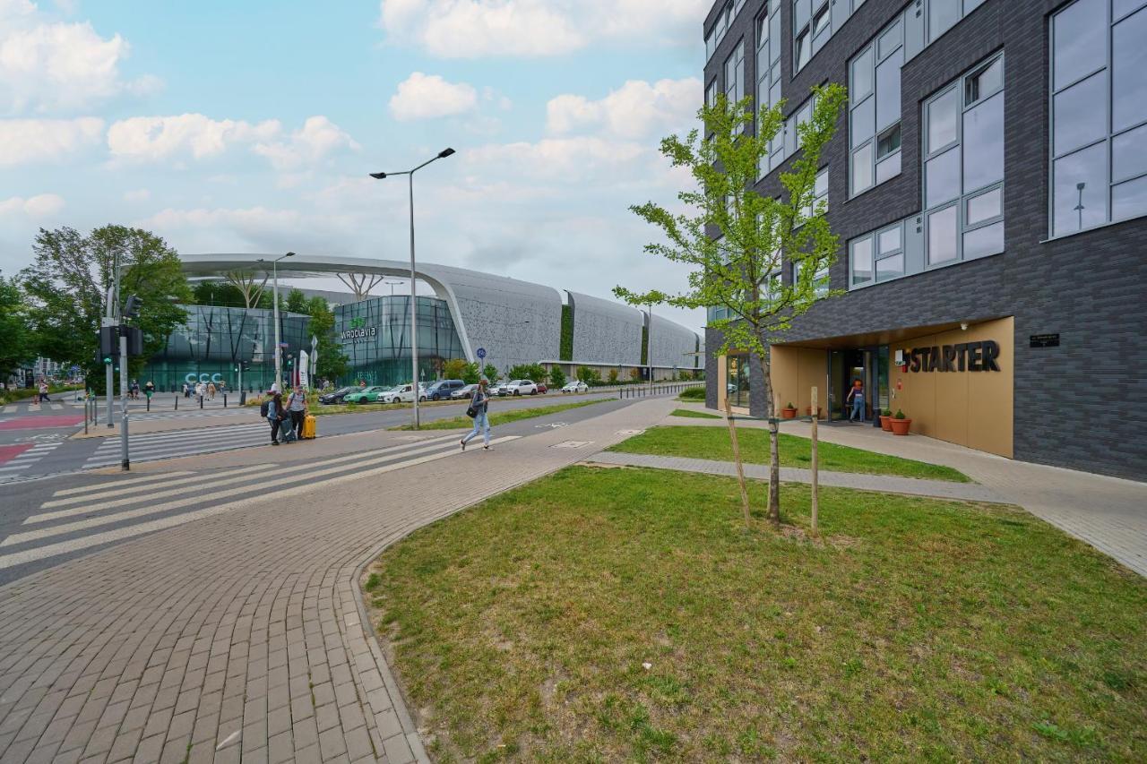 Trendy Studios With Home Office Near Wroclaw Main Station By Noclegi Renters Zewnętrze zdjęcie