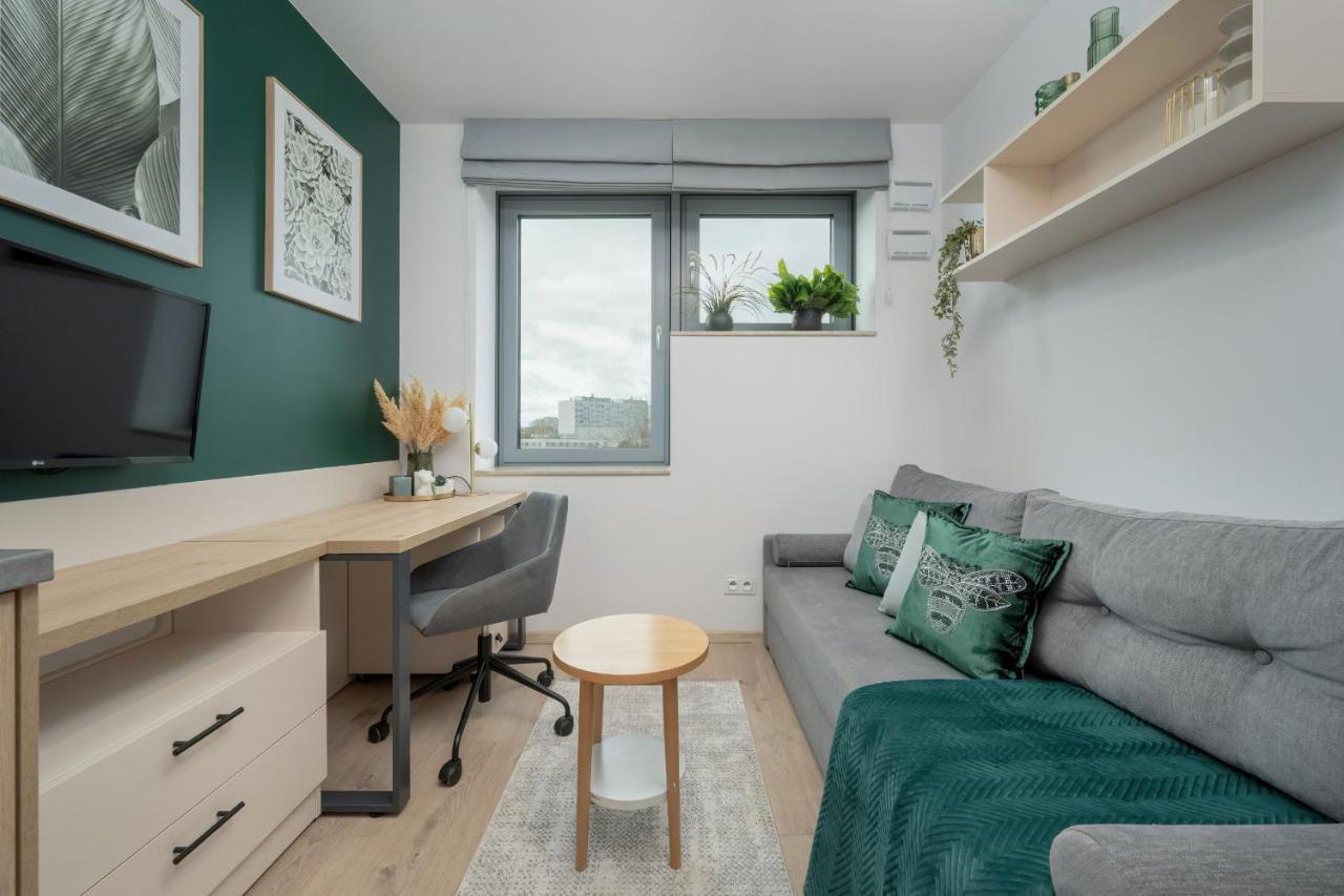 Trendy Studios With Home Office Near Wroclaw Main Station By Noclegi Renters Zewnętrze zdjęcie