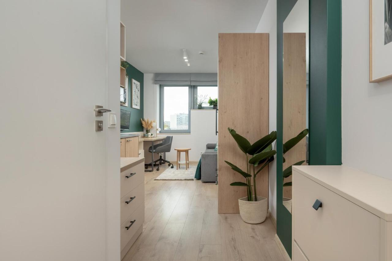 Trendy Studios With Home Office Near Wroclaw Main Station By Noclegi Renters Zewnętrze zdjęcie